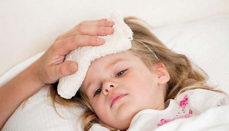 Những bệnh nguy hiểm thường gặp ở trẻ mùa hè